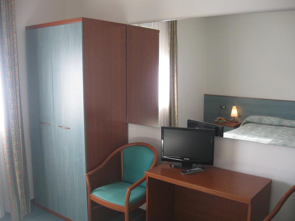 Albergo Del Turista Vernasca Номер фото